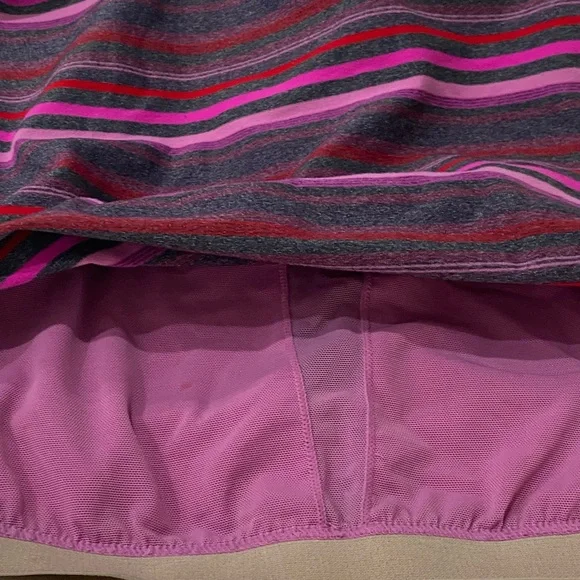 Lululemon Power Y Tank top size 4 - Picture 5 of 6